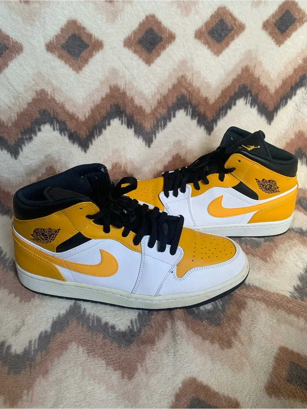 Size 13 - Air Jordan 1 Mid University Gold